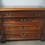 495 8229 CHEST OF DRAWERS